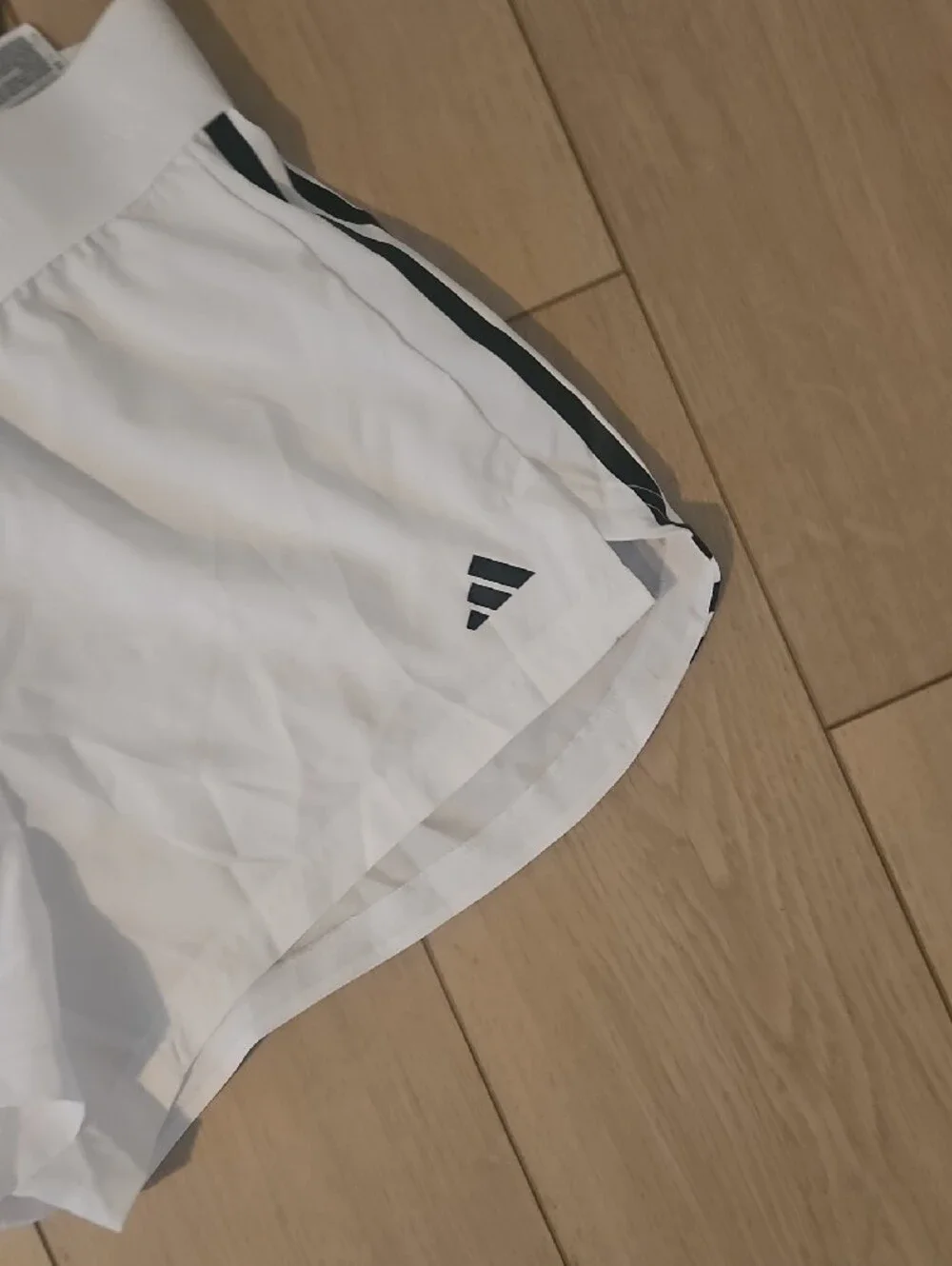 adidas White Women's Athletic Shorts with Black Side Stripes Size Large Nwt